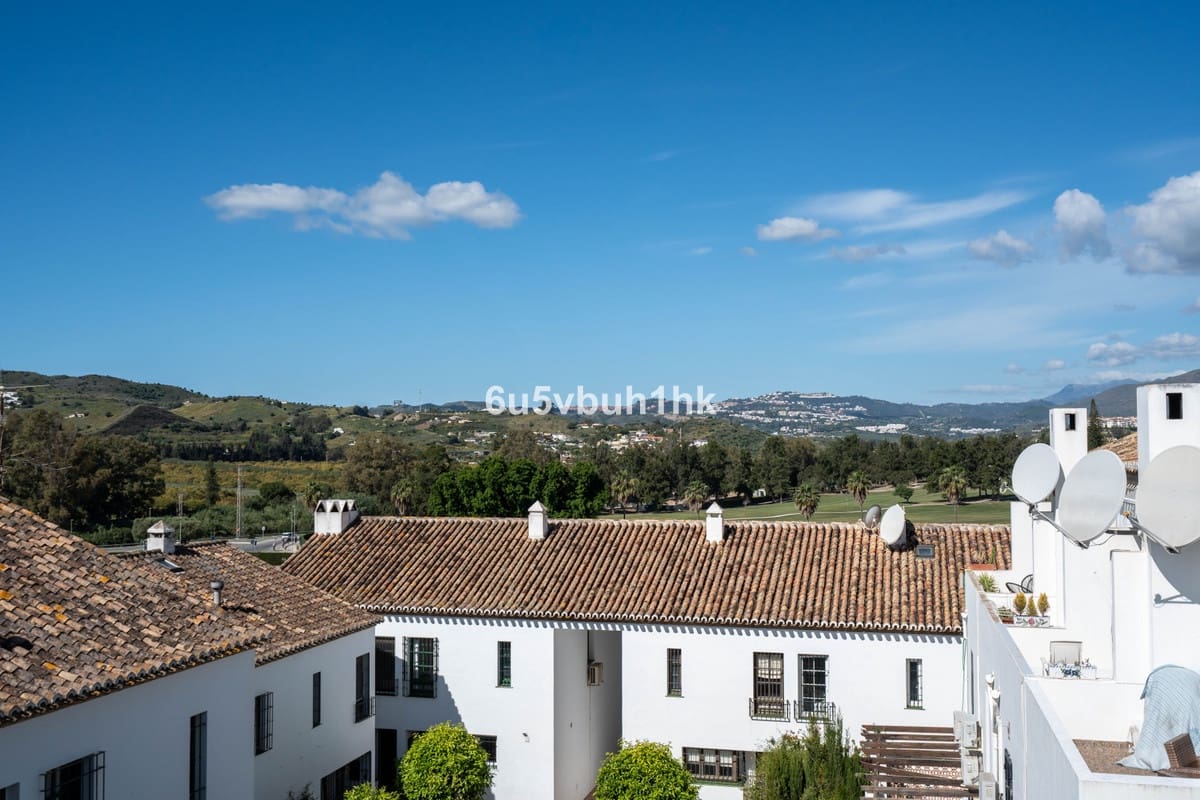 3 soverom Hus til salgs i Mijas Golf med svømmebasseng - € 408 000 (Ref: 9479578)