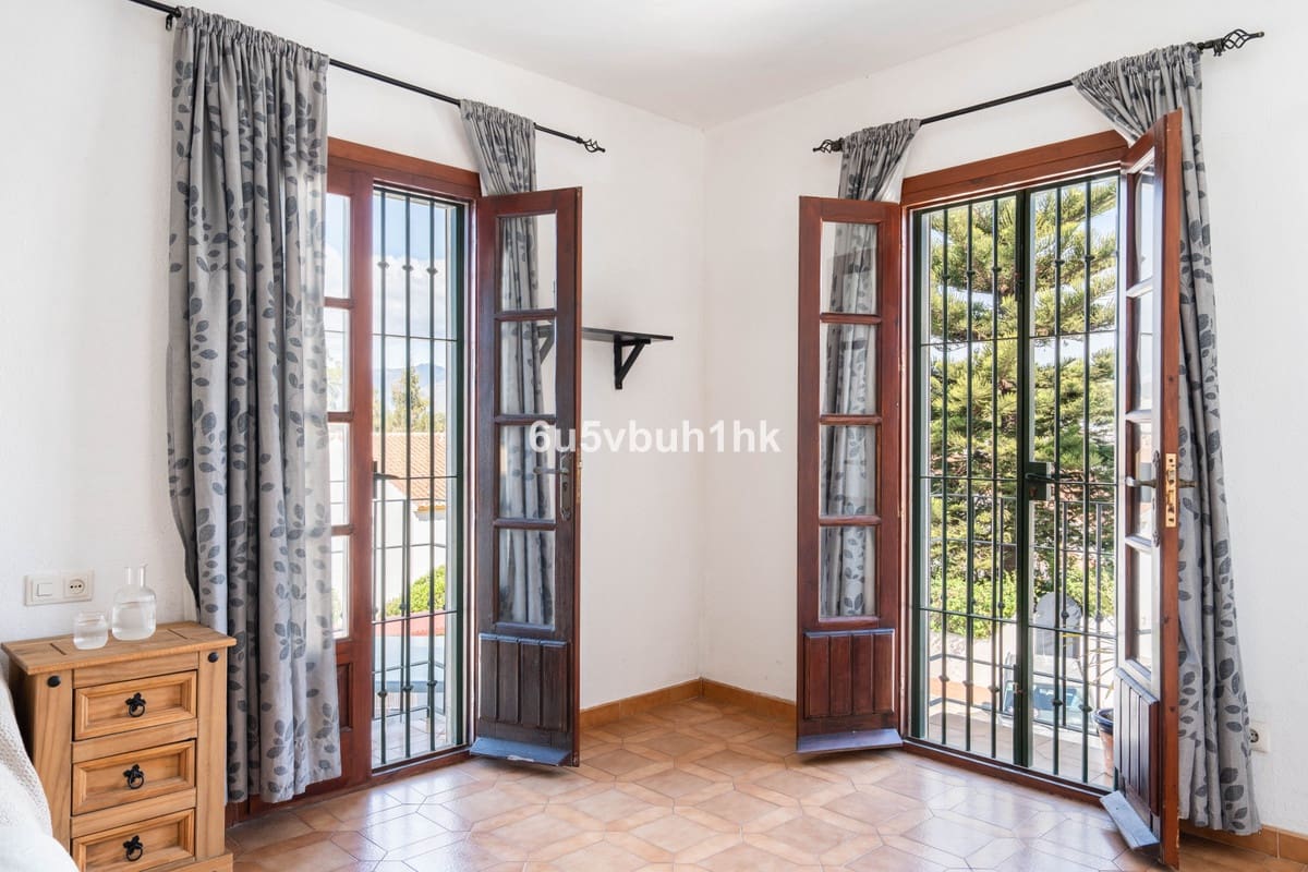 3 soverom Hus til salgs i Mijas Golf med svømmebasseng - € 408 000 (Ref: 9479578)