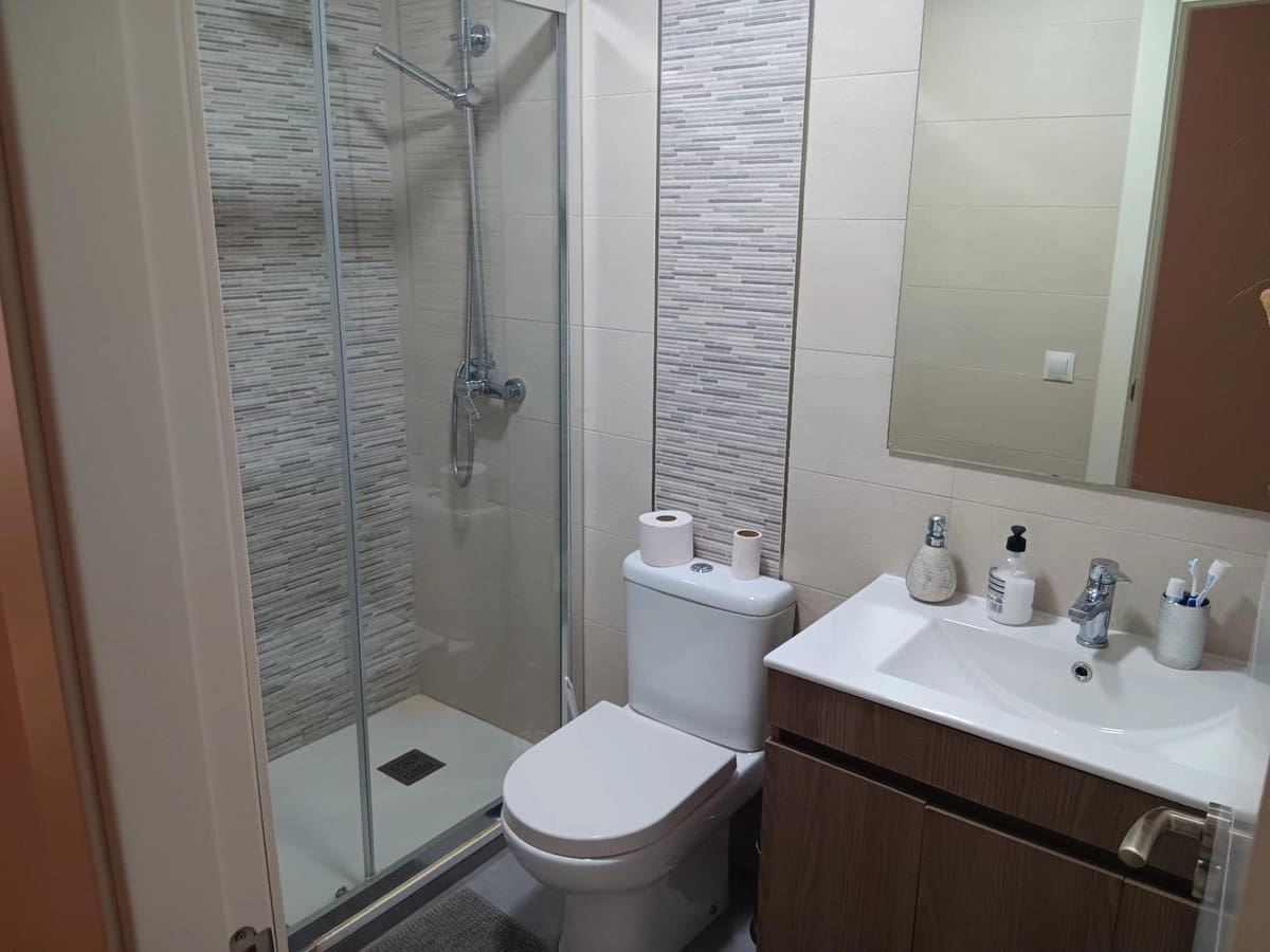 3 bedroom Apartment for sale in Estepona - € 410,000 (Ref: 9479579)