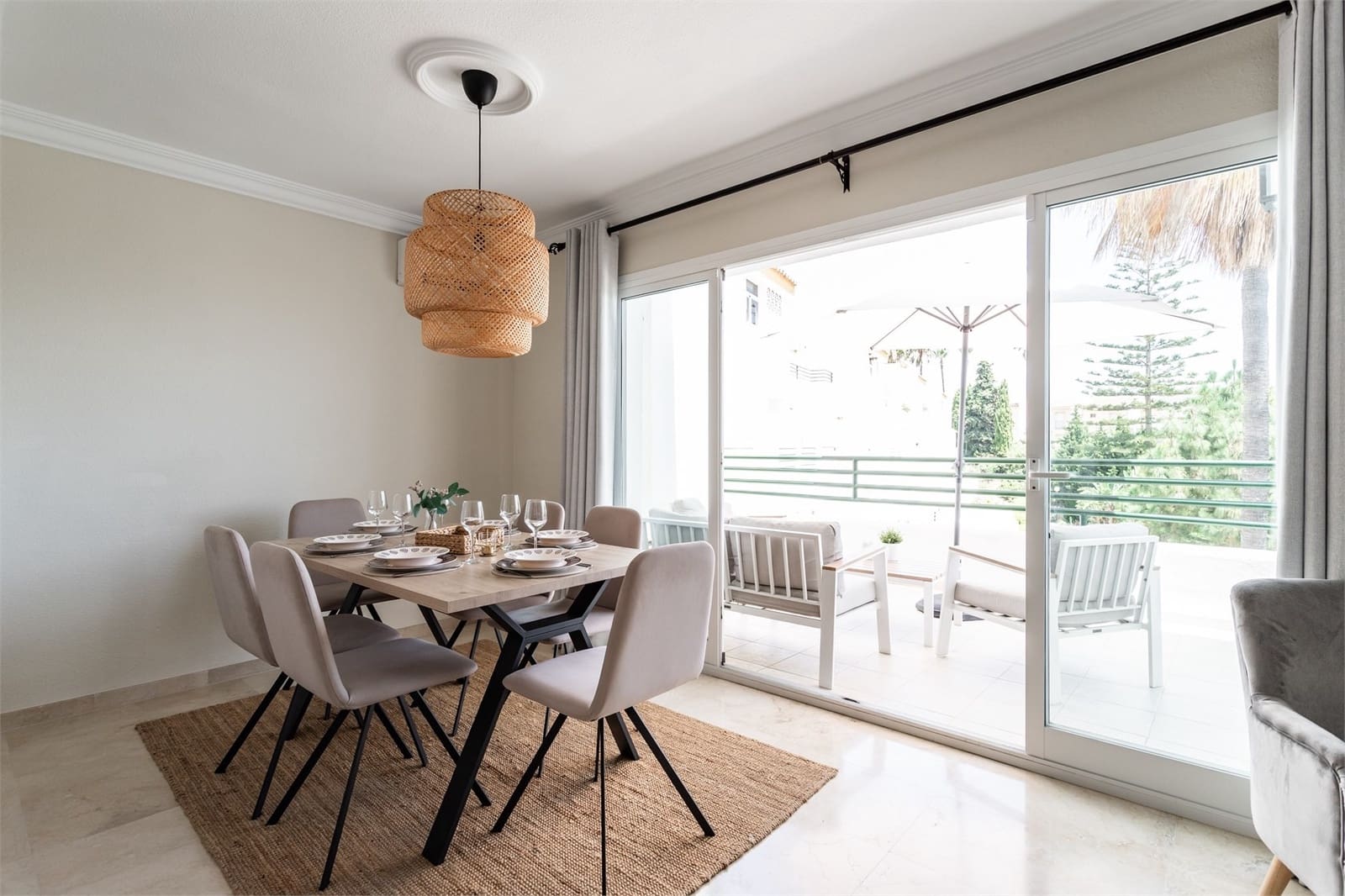 3 bedroom Apartment for sale in Mijas Costa with pool - € 415,000 (Ref: 9479590)