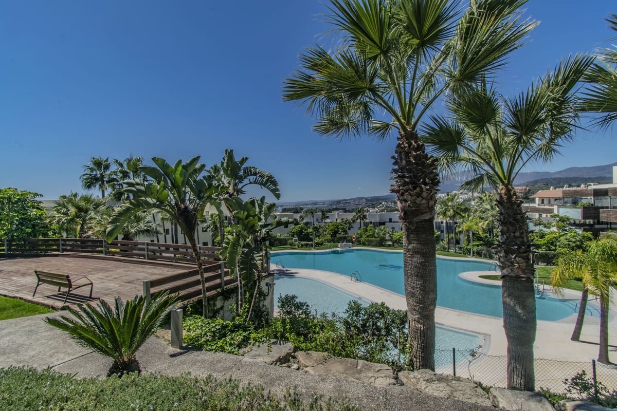 2 bedroom Apartment for sale in Los Flamingos with pool garage - € 419,000 (Ref: 9479594)