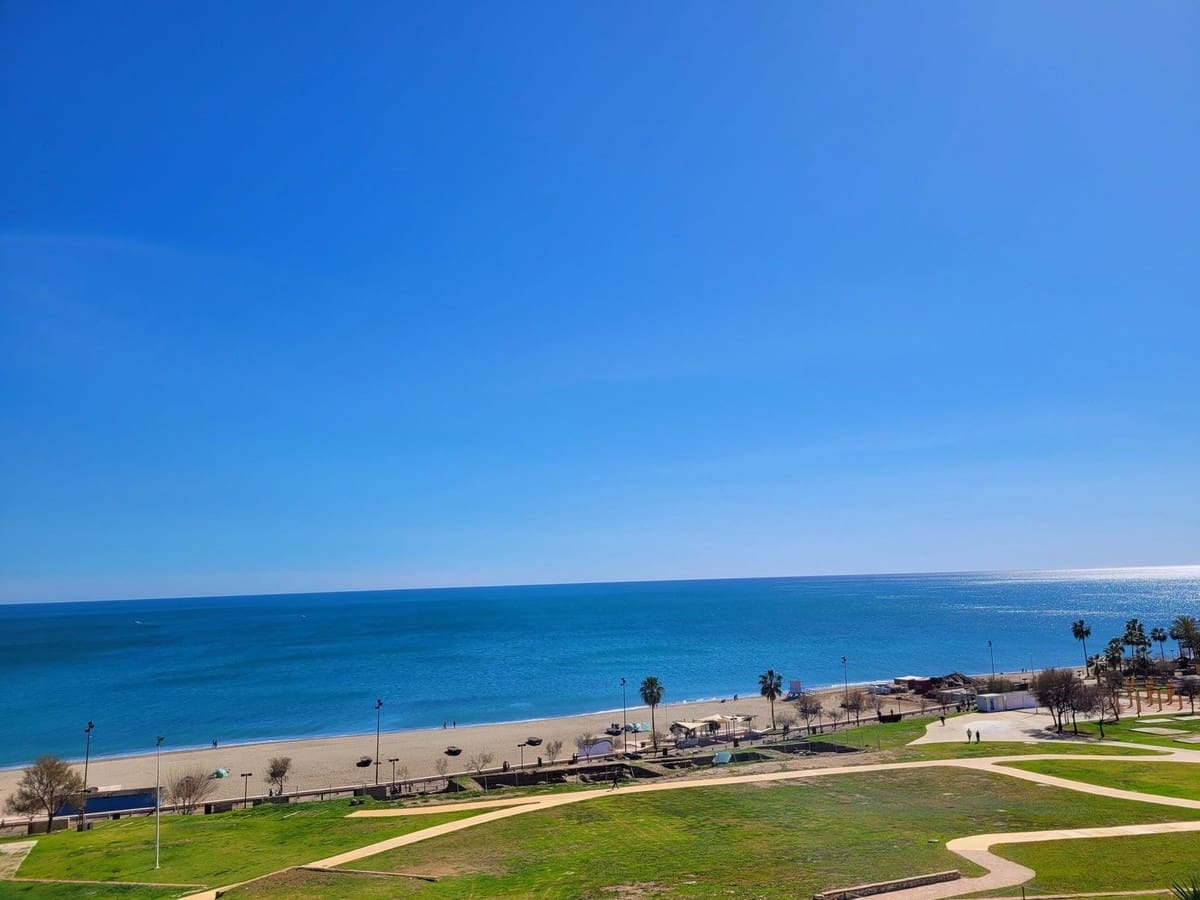 2 soverom Penthouse til salgs i Fuengirola med svømmebasseng garasje - € 419 000 (Ref: 9479595)