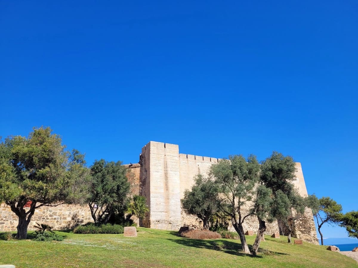 2 soverom Penthouse til salgs i Fuengirola med svømmebasseng garasje - € 419 000 (Ref: 9479595)