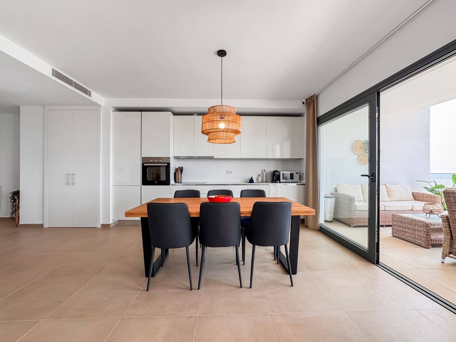 2 bedroom Apartment for sale in Sotogrande with pool garage - € 419,000 (Ref: 9479596)