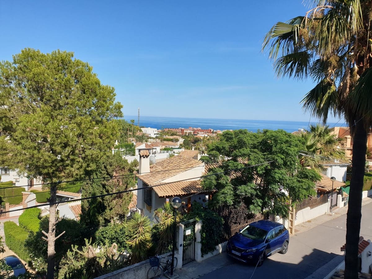 Apartamento de 4 habitaciones en Benalmádena en venta con piscina - 420.000 € (Ref: 9479601)