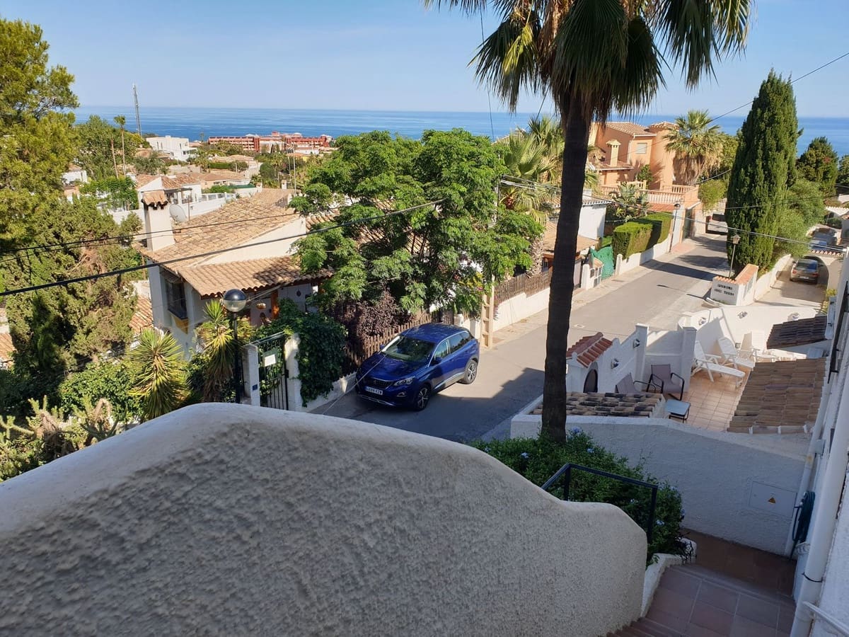 Apartamento de 4 habitaciones en Benalmádena en venta con piscina - 420.000 € (Ref: 9479601)