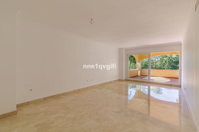 3 sovrum Lägenhet till salu i Elviria, Marbella med pool - 425 000 € (Ref: 9479612)