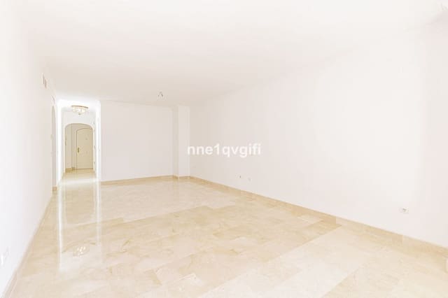 3 sovrum Lägenhet till salu i Elviria, Marbella med pool - 425 000 € (Ref: 9479612)