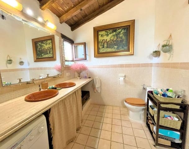 2 bedroom Villa for sale in Selwo, Estepona with pool - € 425,000 (Ref: 9479613)