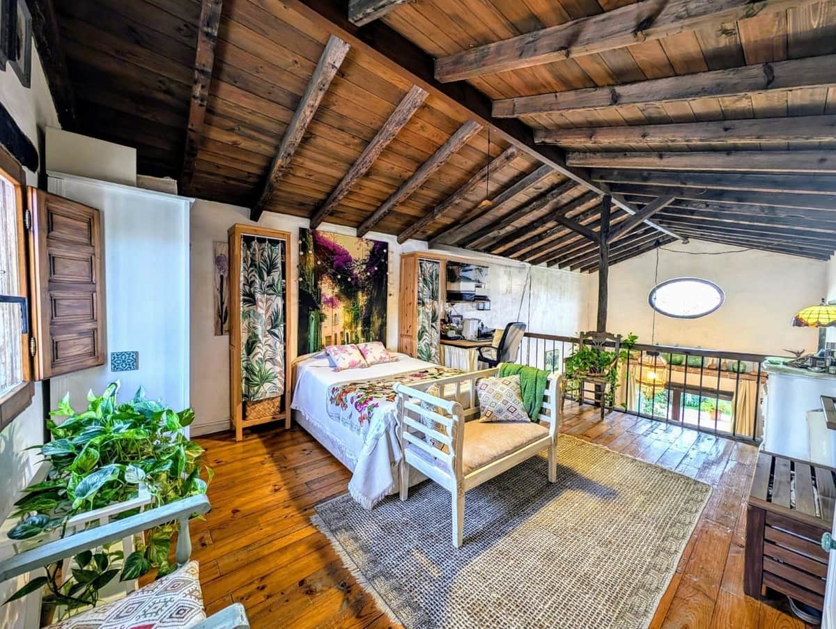 2 bedroom Villa for sale in New Golden Mile with pool - € 425,000 (Ref: 9479613)