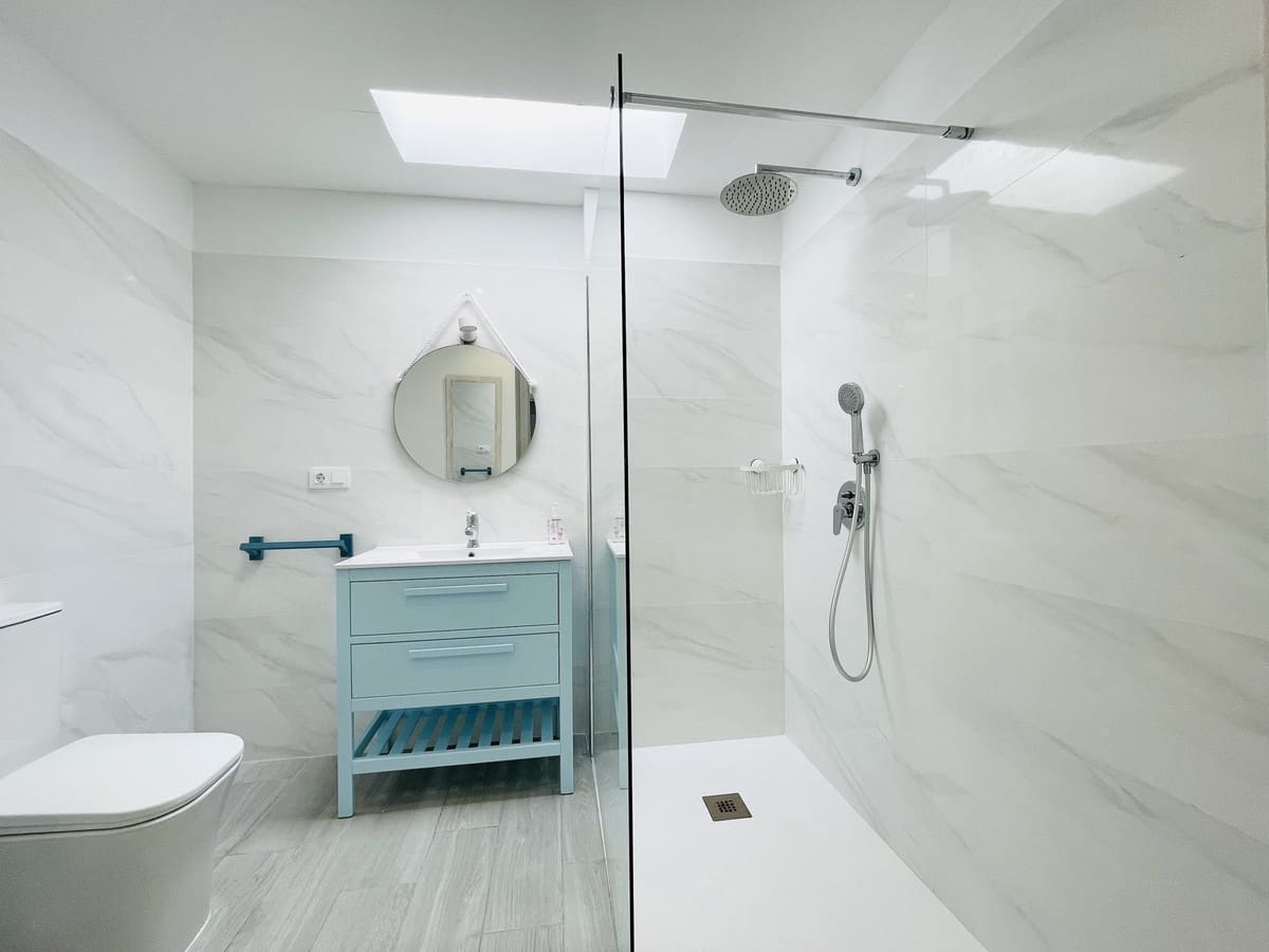 3 soverom Kjedet enebolig til salgs i La Duquesa / Puerto de la Duquesa - € 425 000 (Ref: 9479615)