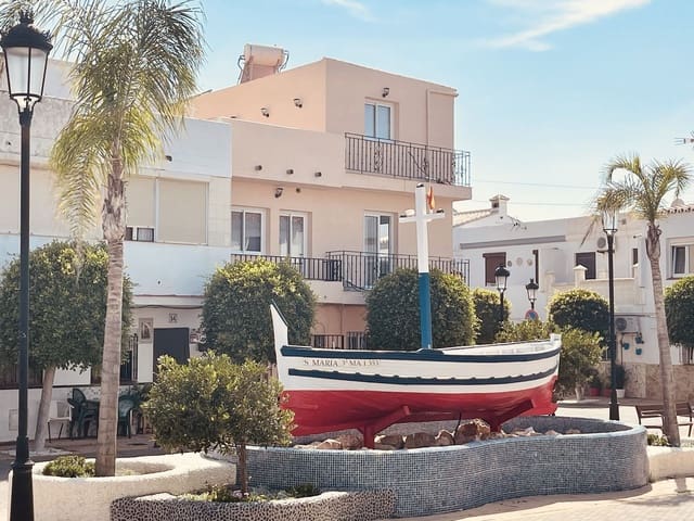 3 soverom Kjedet enebolig til salgs i La Duquesa / Puerto de la Duquesa, Manilva - € 425 000 (Ref: 9479615)