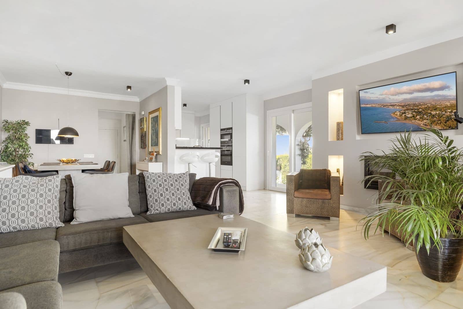 Casa de 2 habitaciones en Mijas Costa en venta con piscina garaje - 425.000 € (Ref: 9479616)