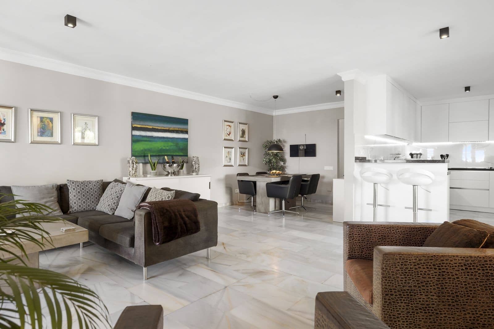 Casa de 2 habitaciones en Mijas Costa en venta con piscina garaje - 425.000 € (Ref: 9479616)