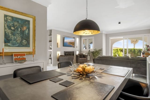 Casa de 2 habitaciones en Riviera del Sol, Mijas en venta con piscina garaje - 425.000 € (Ref: 9479616)