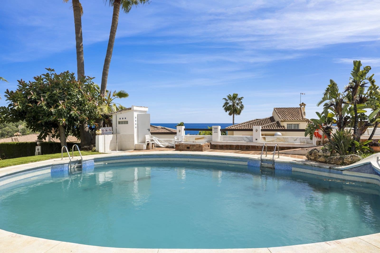 Casa de 2 habitaciones en Mijas Costa en venta con piscina garaje - 425.000 € (Ref: 9479616)