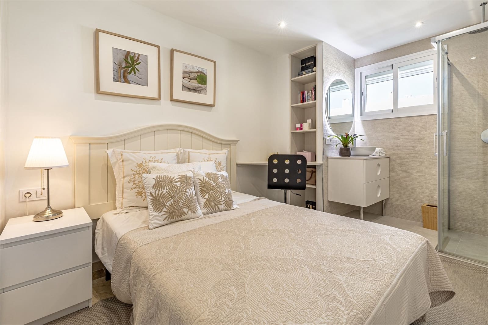 3 bedroom Apartment for sale in San Pedro de Alcantara with pool garage - € 425,000 (Ref: 9479619)