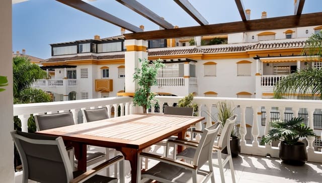 2 soveværelse Penthouse til salg i La Dama de Noche - La Alzambra, Marbella - € 429.000 (Ref: 9479624)