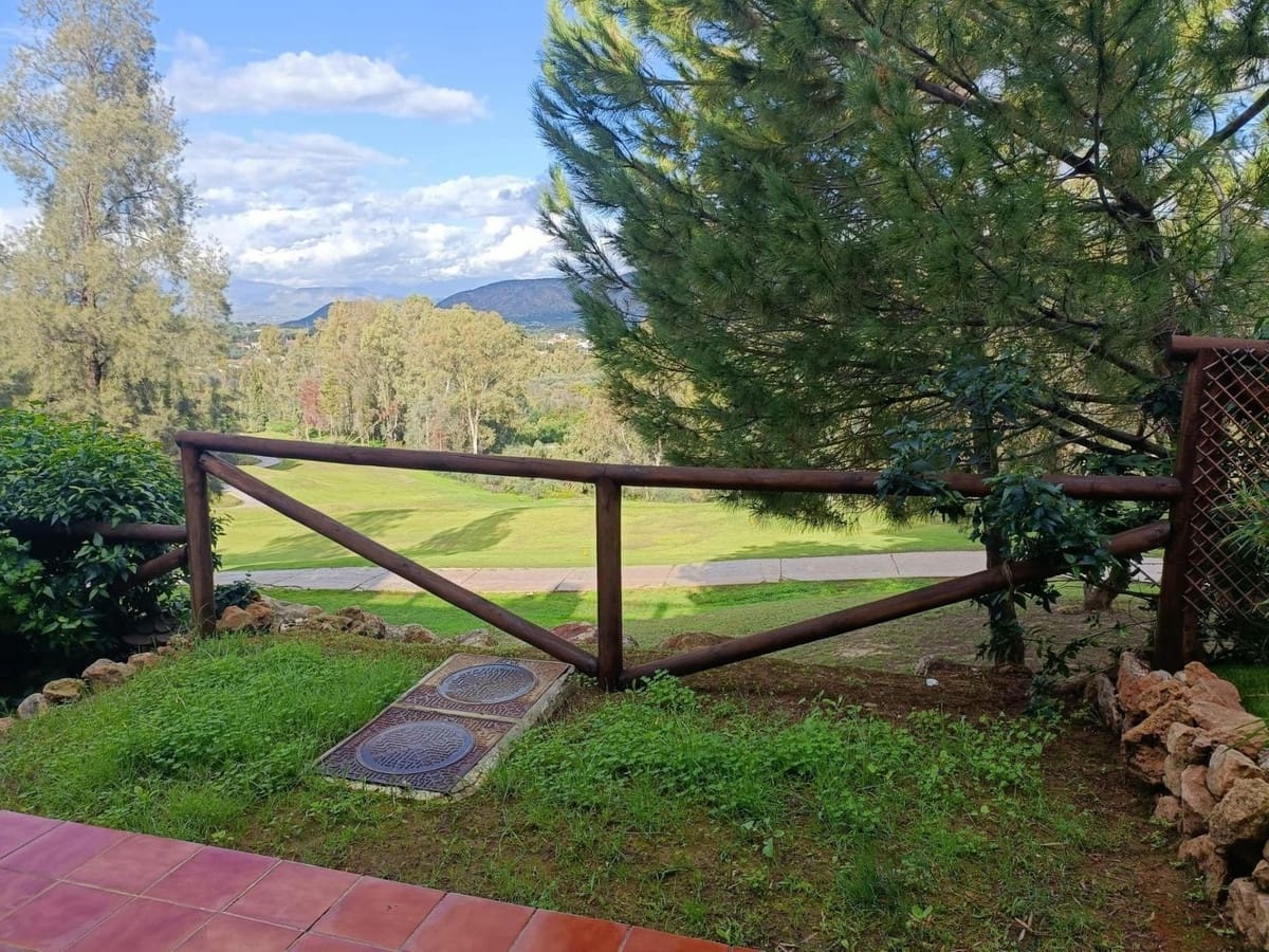 3 bedroom Townhouse for sale in Alhaurin de la Torre with pool garage - € 429,990 (Ref: 9479628)