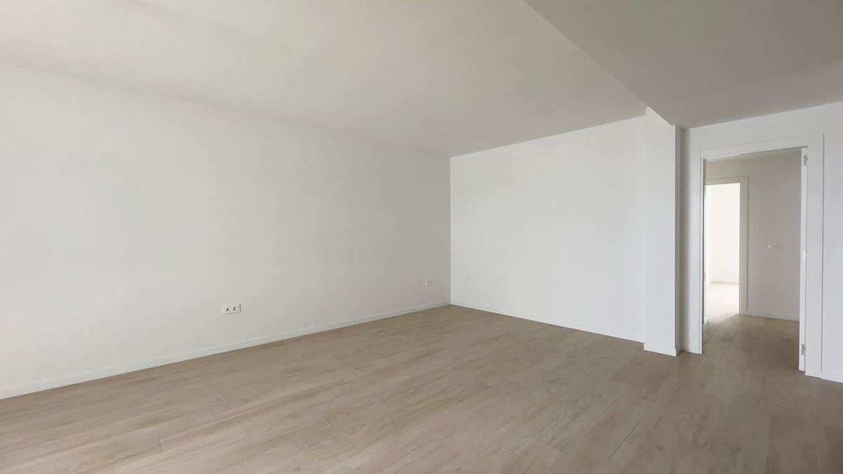 3 soverom Leilighet til salgs i Nueva Andalucia med svømmebasseng - € 430 000 (Ref: 9479633)