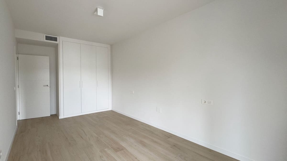 3 soverom Leilighet til salgs i Nueva Andalucia med svømmebasseng - € 430 000 (Ref: 9479633)