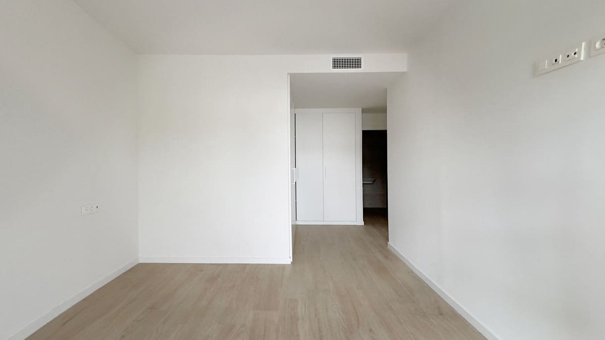 3 soverom Leilighet til salgs i Nueva Andalucia med svømmebasseng - € 430 000 (Ref: 9479633)