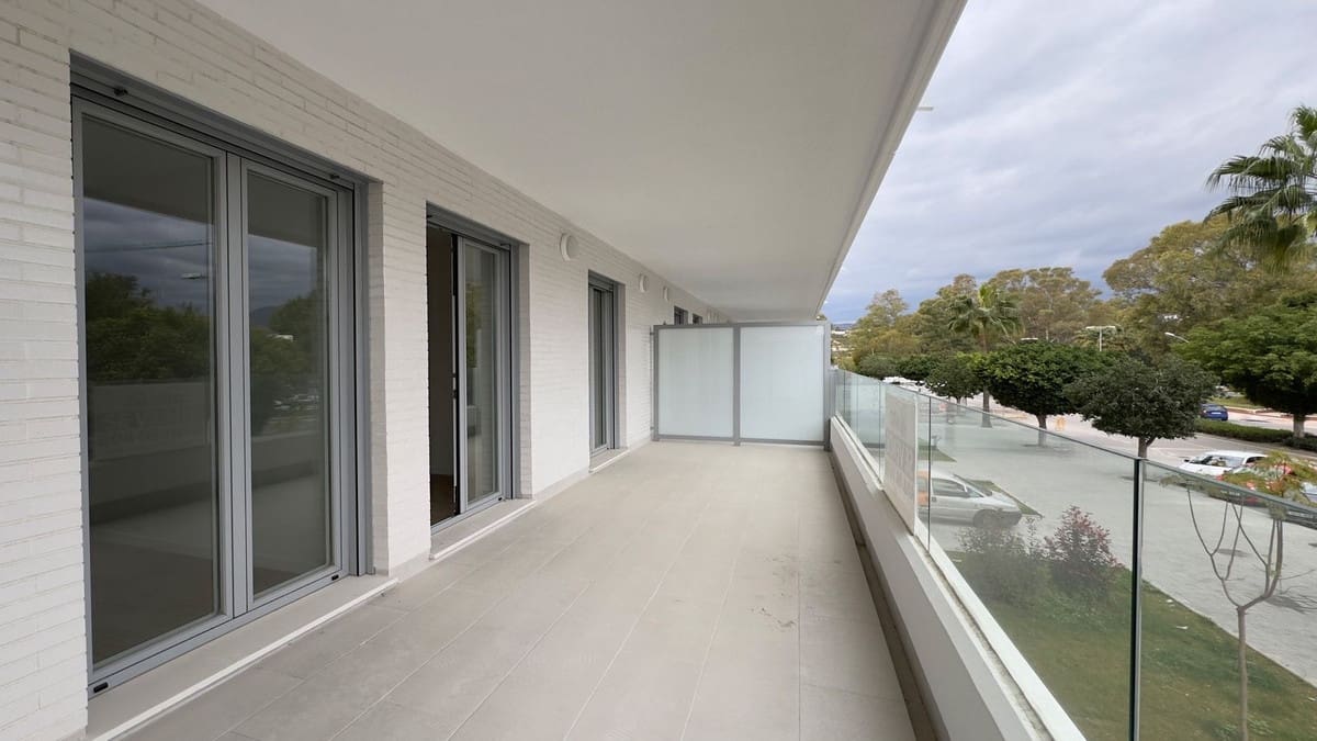 3 soverom Leilighet til salgs i Nueva Andalucia med svømmebasseng - € 430 000 (Ref: 9479633)