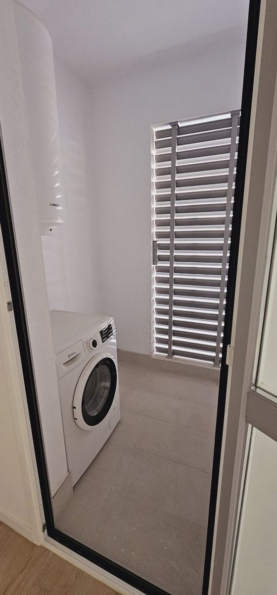 3 soverom Leilighet til salgs i Nueva Andalucia med svømmebasseng - € 430 000 (Ref: 9479633)