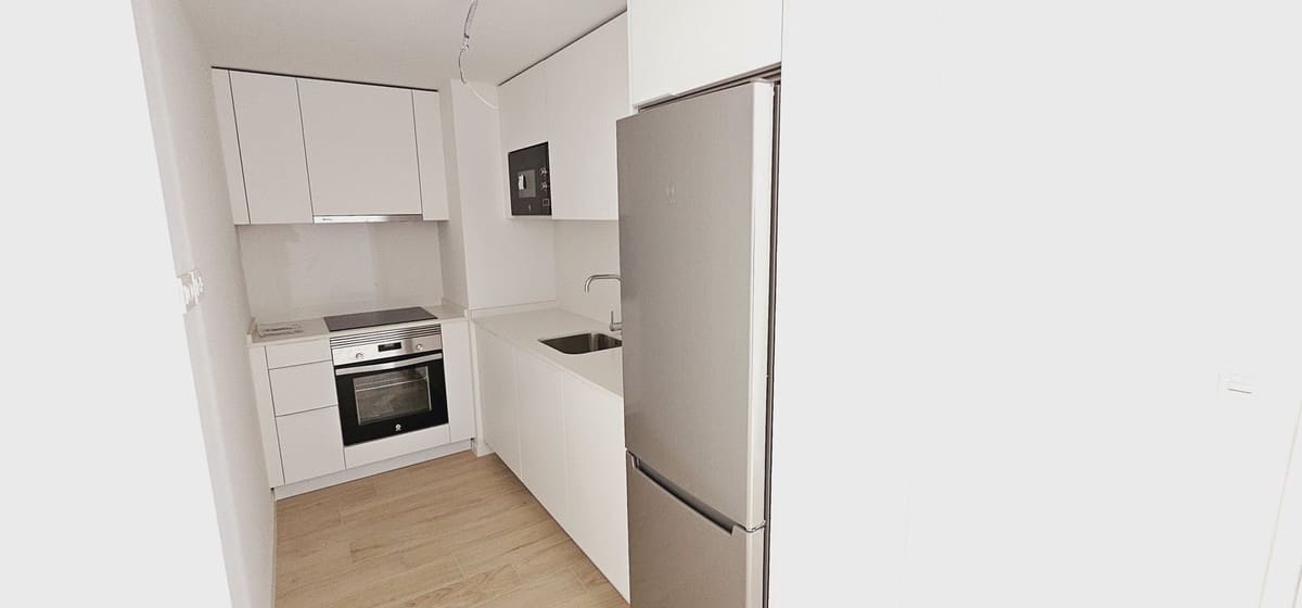 3 soverom Leilighet til salgs i Nueva Andalucia med svømmebasseng - € 430 000 (Ref: 9479633)