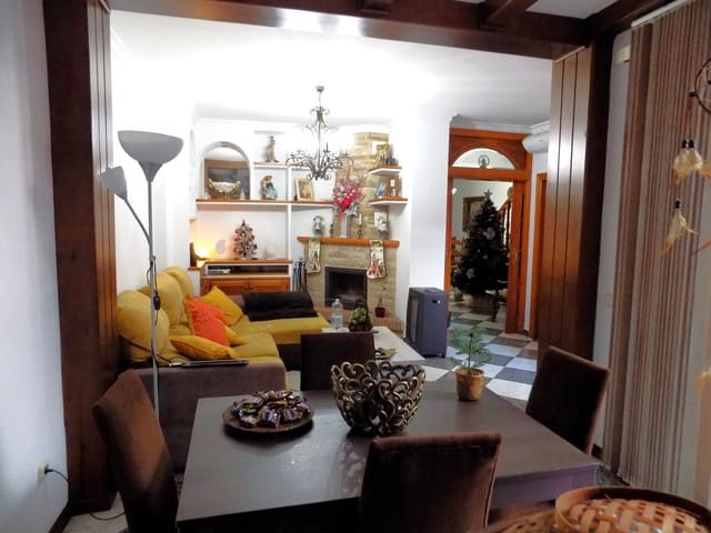 4 soverom Hus til salgs i Alhaurín el Grande - € 430 000 (Ref: 9479637)