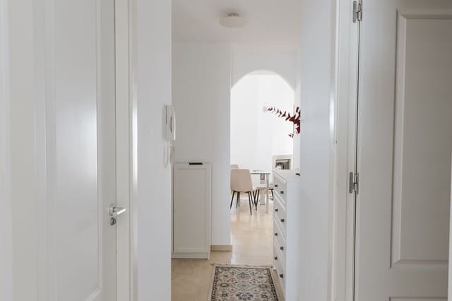 4 sypialnia Penthouse na sprzedaż w Manilva Pueblo, Manilva z basenem garażem - 432 000 € (Ref: 9479640)