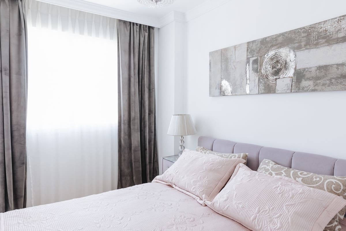 4 sypialnia Penthouse na sprzedaż w Manilva z basenem garażem - 432 000 € (Ref: 9479640)