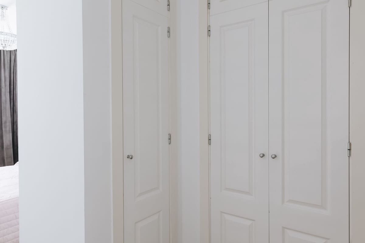 4 sypialnia Penthouse na sprzedaż w Manilva z basenem garażem - 432 000 € (Ref: 9479640)