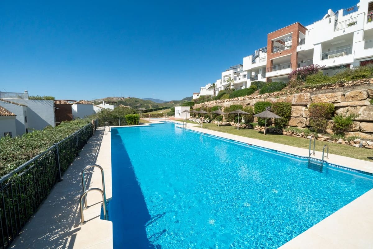 2 bedroom Apartment for sale in Los Arqueros with pool garage - € 435,000 (Ref: 9479641)