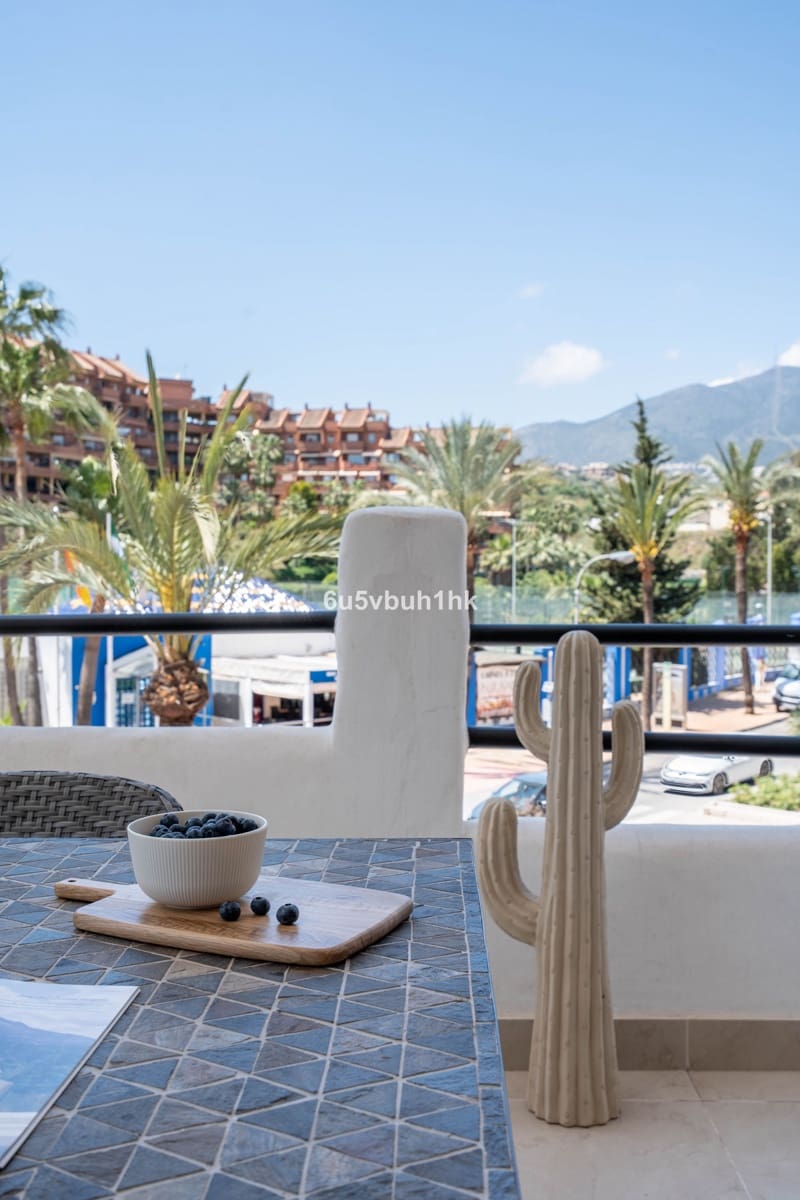 2 bedroom Penthouse for sale in Benalmadena Costa with pool garage - € 435,000 (Ref: 9479644)