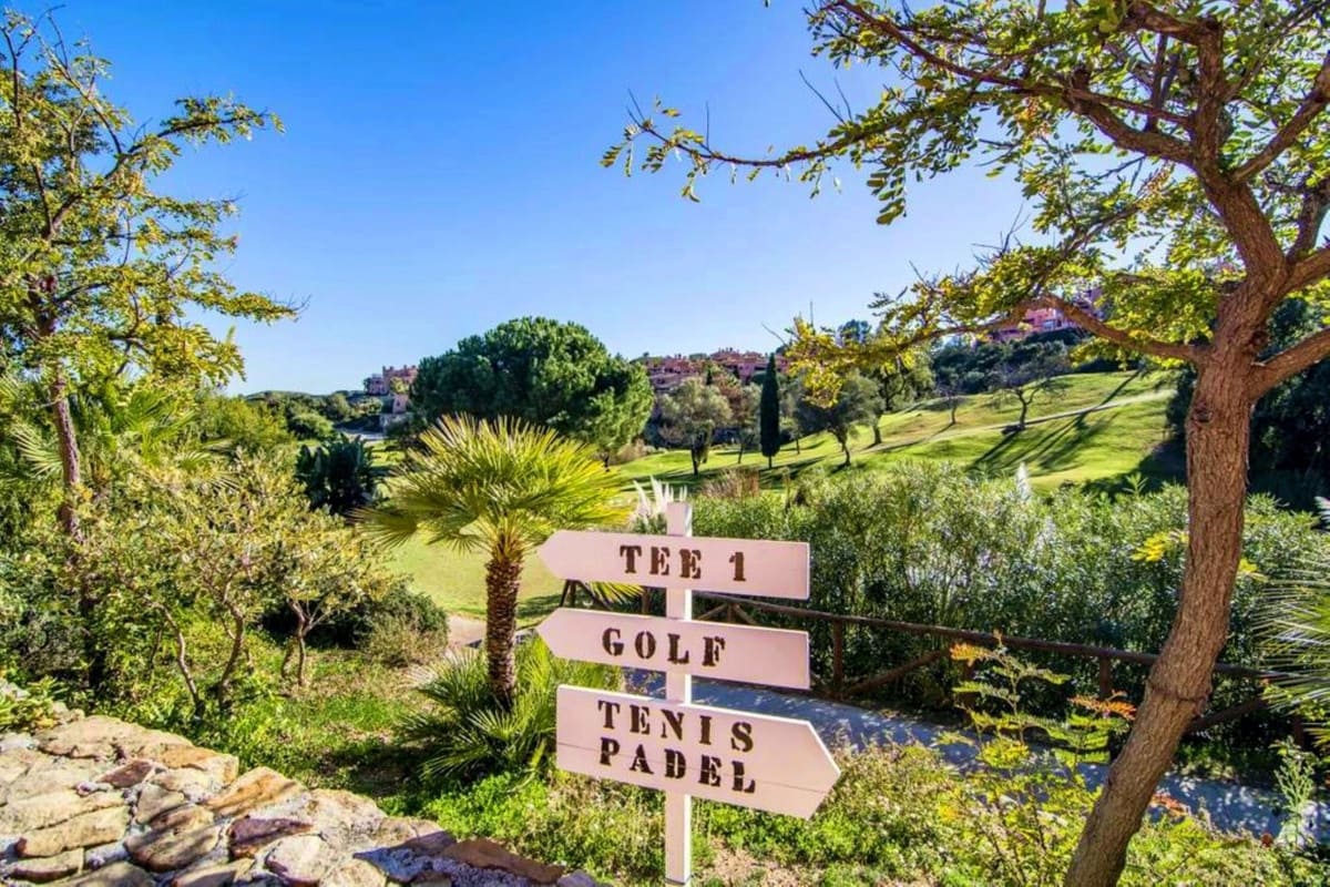 2 bedroom Apartment for sale in La Mairena with pool - € 439,000 (Ref: 9479648)