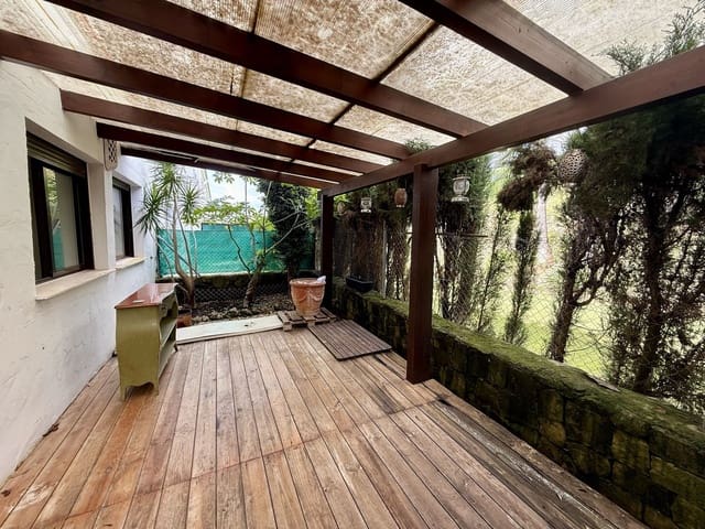 3 bedroom Apartment for sale in Cancelada, Estepona with pool - € 449,000 (Ref: 9479663)