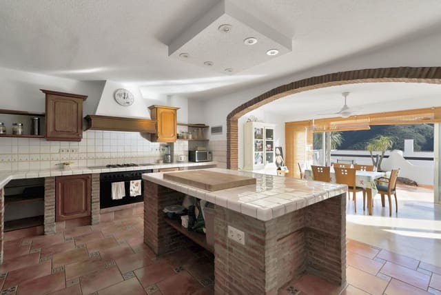 3 soverom Leilighet til salgs i Benahavís pueblo, Benahavís - € 449 000 (Ref: 9479664)