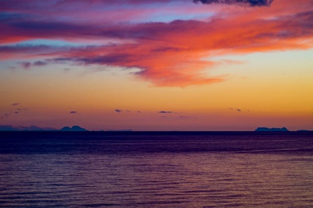 1 bedroom Apartment for sale in Calahonda, Mijas with pool - € 449,000 (Ref: 9479665)