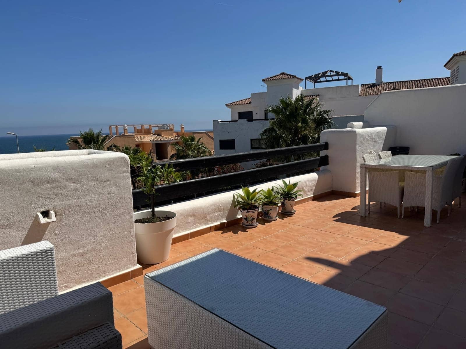 2 bedroom Apartment for sale in Casares with pool - € 439,000 (Ref: 9479668)