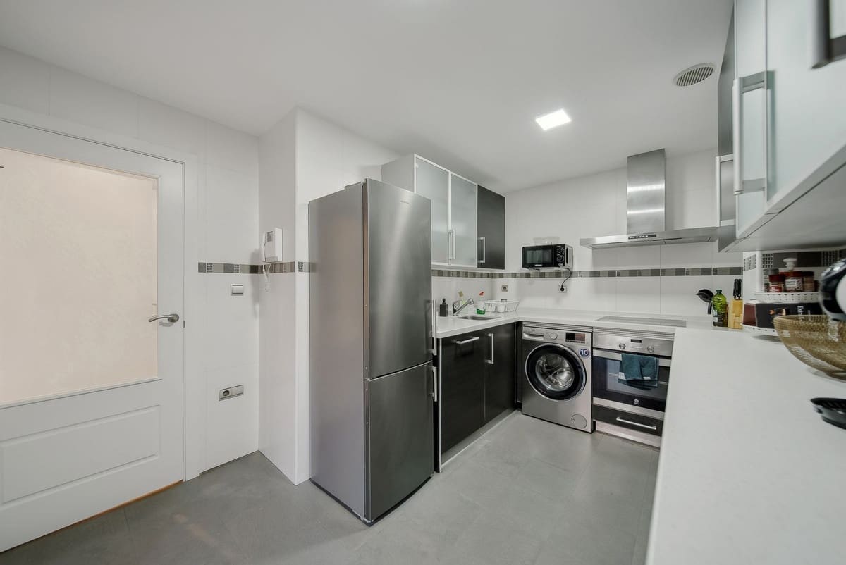 2 bedroom Apartment for sale in Bahia de Casares with pool garage - € 450,000 (Ref: 9479671)