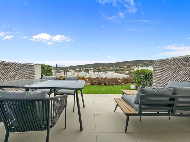 4 sovrum Hus till salu i Manilva Pueblo, Manilva med pool garage - 450 000 € (Ref: 9479682)