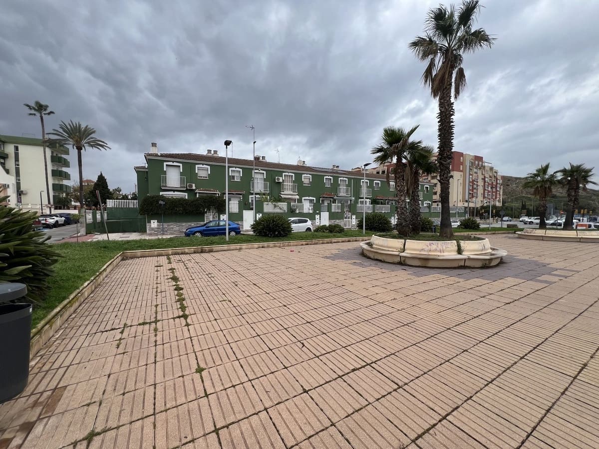 3 sypialnia Dom na sprzedaż w Miasto Malaga z garażem - 456 000 € (Ref: 9479688)