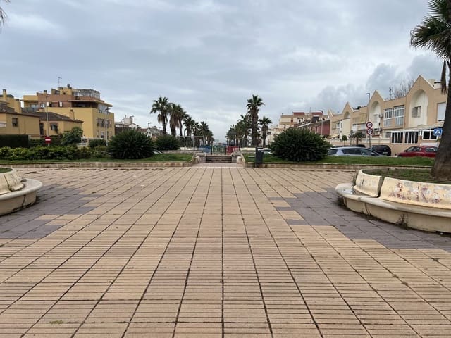 3 sypialnia Dom na sprzedaż w Centro Historico, Miasto Málaga z garażem - 456 000 € (Ref: 9479688)