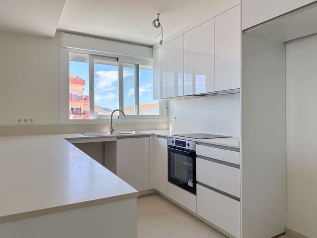 1 slaapkamer Appartement te koop in Centro ciudad, Fuengirola - € 458.000 (Ref: 9479690)