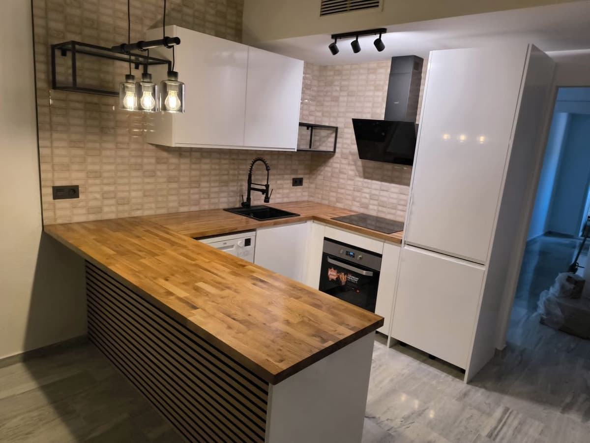 3 bedroom Apartment for sale in Cabopino with pool - € 458,000 (Ref: 9479691)