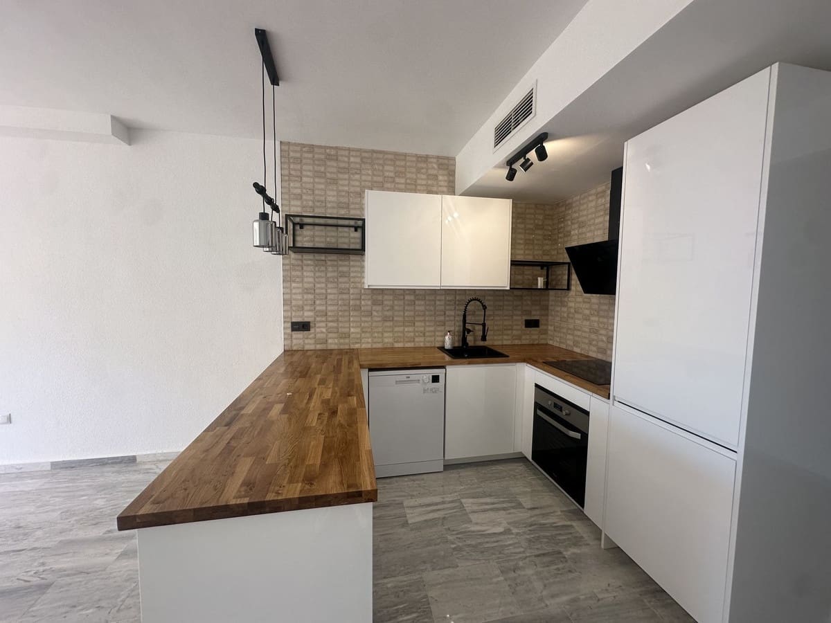 3 bedroom Apartment for sale in Cabopino with pool - € 458,000 (Ref: 9479691)