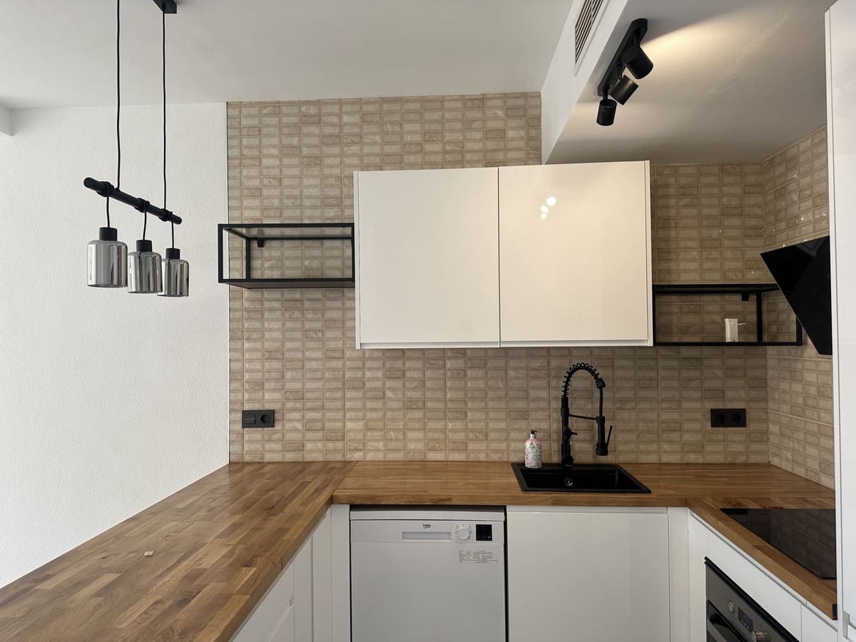 3 bedroom Apartment for sale in Cabopino with pool - € 458,000 (Ref: 9479691)