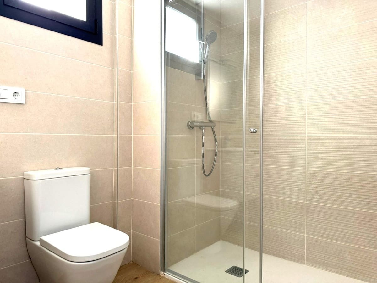 2 bedroom Apartment for sale in Estepona with pool - € 459,000 (Ref: 9479692)