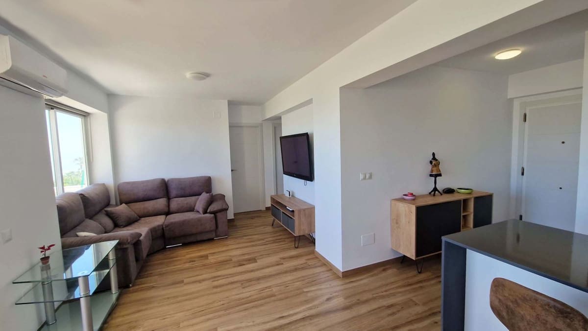 2 bedroom Apartment for sale in Benalmadena Costa - € 459,000 (Ref: 9479693)